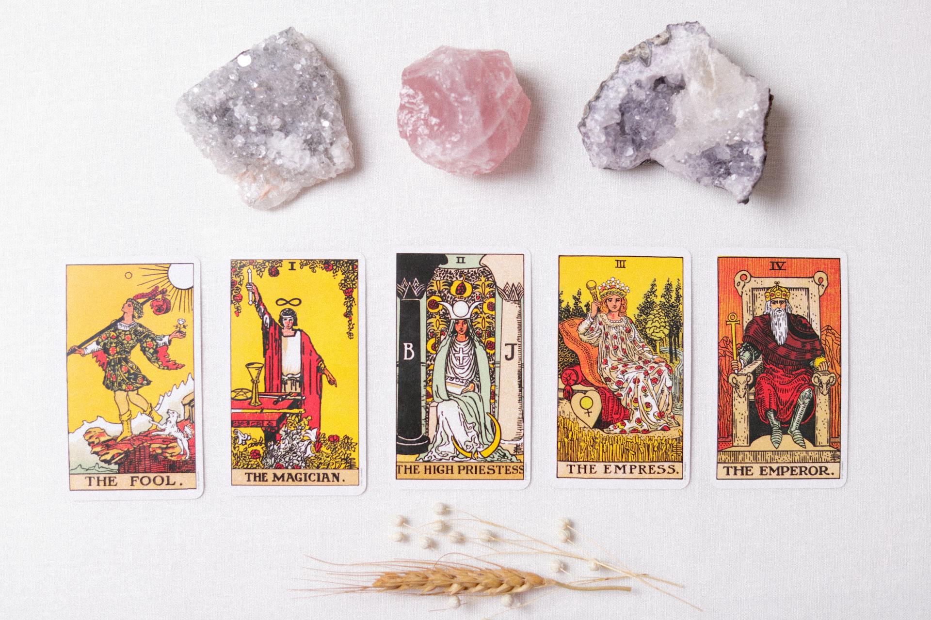 Cartes de tarot pour consultation